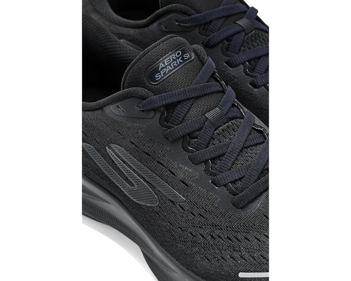 Кроссовки Skechers Aero Spark с технологией Arch Fit для бега
