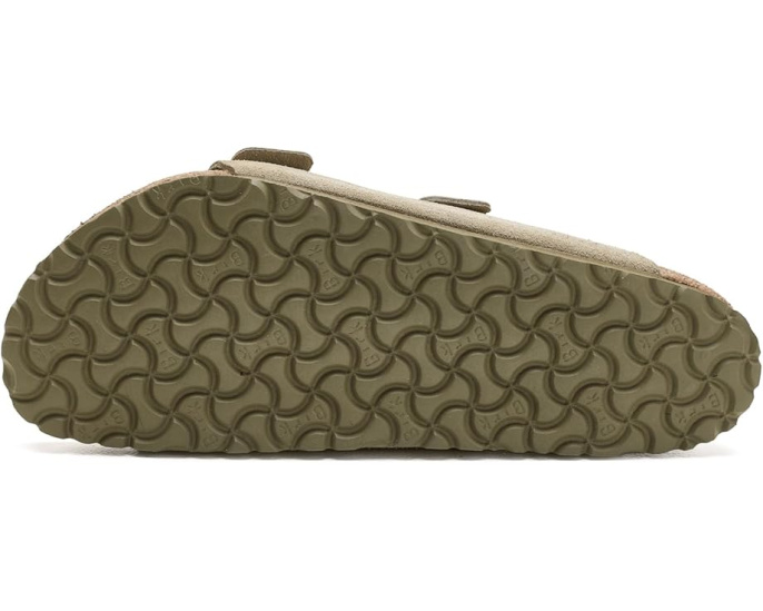 Сандалии Birkenstock Arizona из замши с анатомической стелькой