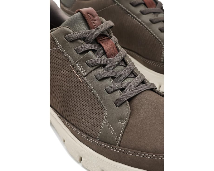 Кроссовки Clarks Step 365 Lace в стиле кэжуал