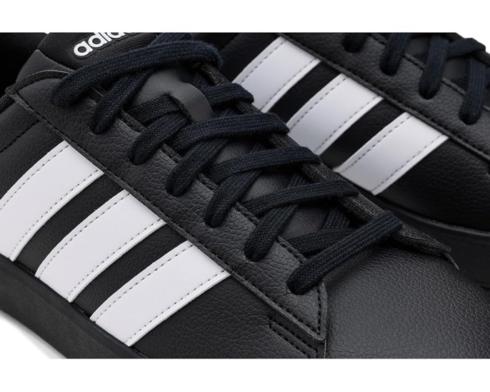Кроссовки adidas Grand Court 3.0 с резиновым верхом