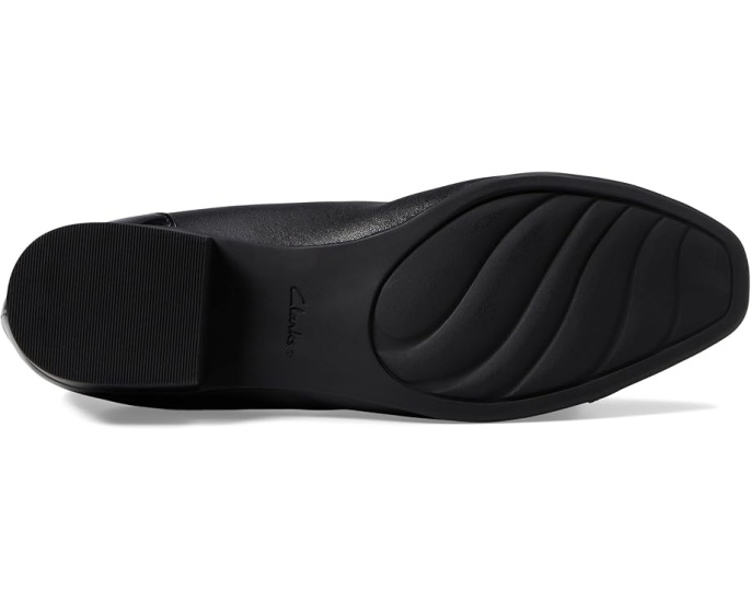 Туфли Clarks Juliet Step на удобном каблуке с квадратным носком