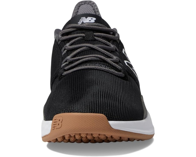 New Balance Гольф обувь Fresh Foam ROAV с амортизацией и бесшиповной подошвой