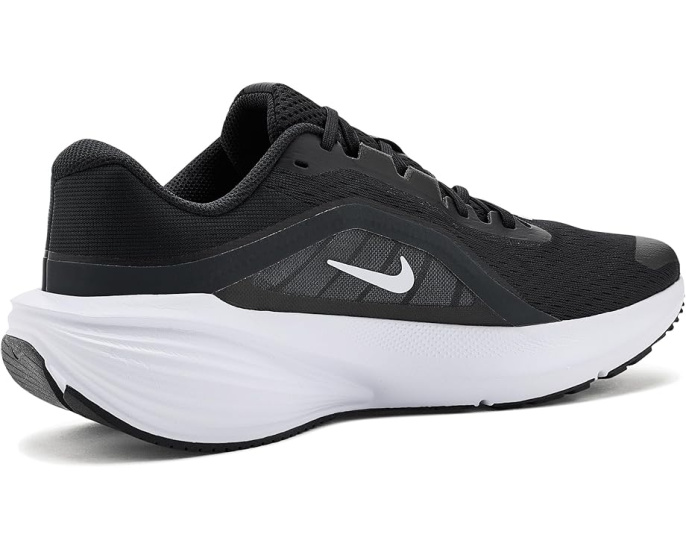 Кроссовки Nike Downshifter 14 для бега с сетчатым верхом