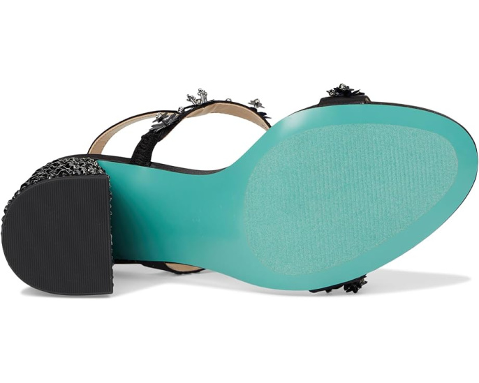 Босоножки на устойчивом каблуке Blue by Betsey Johnson Drue с ремешком и открытым носком