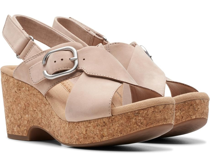 Босоножки Clarks Giselle Dove на клине с перекрещивающимися ремешками