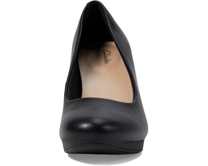 Туфли-лодочки Clarks Ambyr Joy с круглым носком и прямым каблуком
