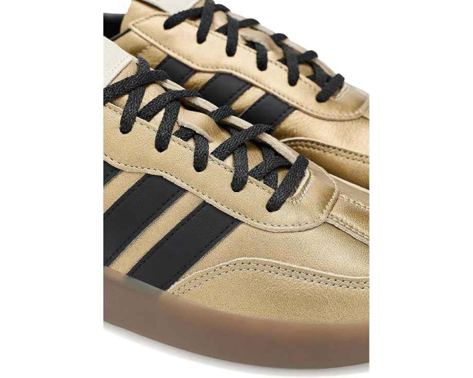 Кроссовки Barreda Decode от Adidas с кожаным верхом