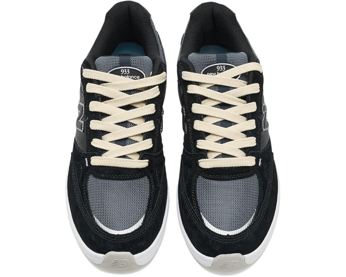 Кроссовки New Balance 933 Andrew Reynolds черные