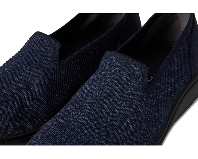 Мокасины Boulevard Slip-On с волнистым дизайном и технологией BZEES Air Step