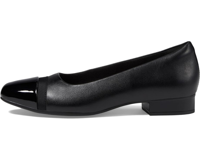 Туфли Juliet Monte с квадратно-округлым мысом и лаковой отделкой Clarks