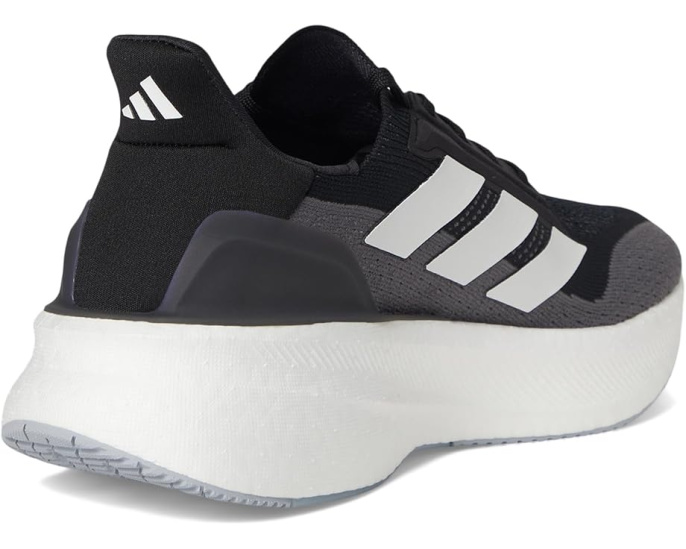 Беговые кроссовки Adidas Ultraboost 5X с технологией BOOST