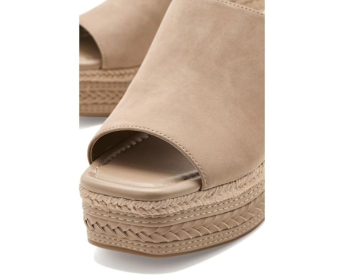Босоножки Vince Camuto Lierna на танкетке и платформе