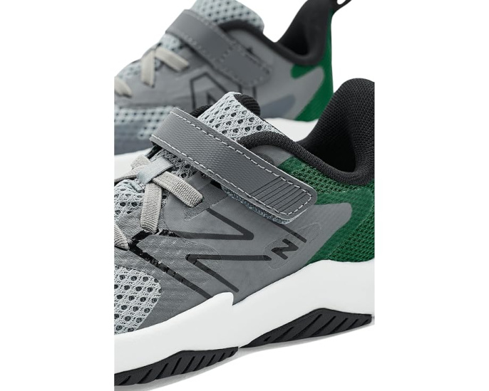 Кроссовки New Balance Rave Run на липучке для малышей