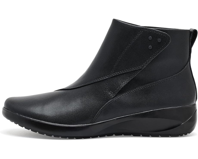 Ботинки Clarks Kaetlyn Flow на липучках