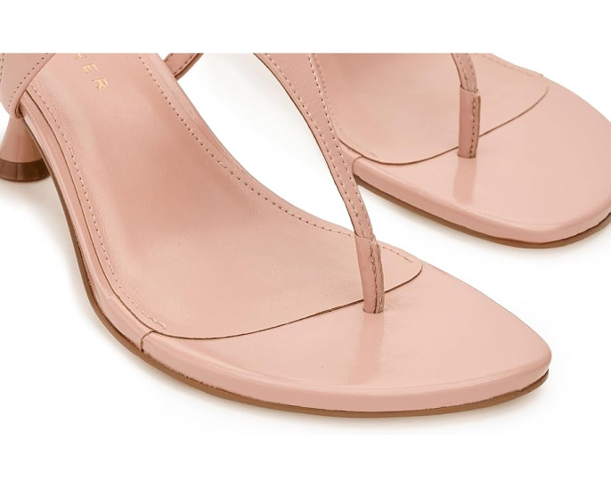 Босоножки Marc Fisher LTD Pelysa на низком каблуке с регулируемым ремешком
