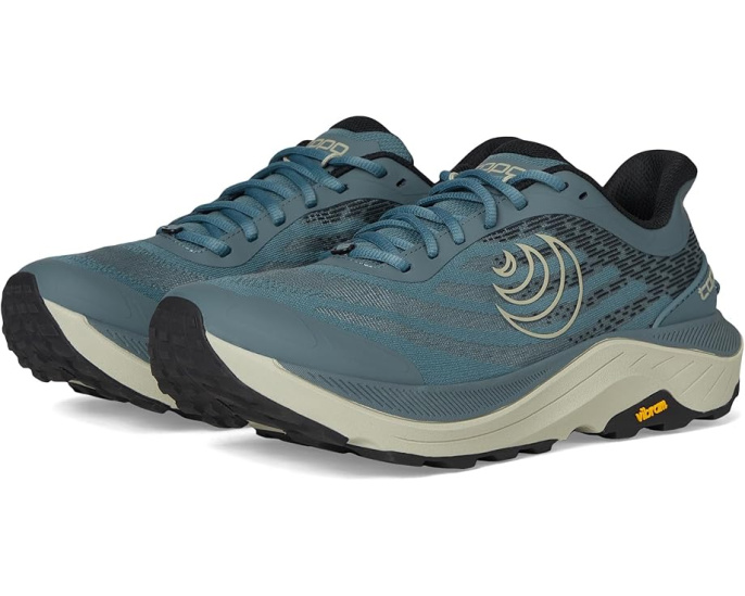 Трейловые кроссовки Topo Athletic Ultraventure 4 с подошвой Vibram
