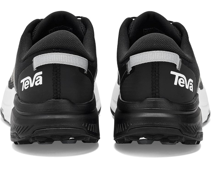 Кроссовки Hurricane Trailsetter от Teva с переработанным верхом и системой W Strapping