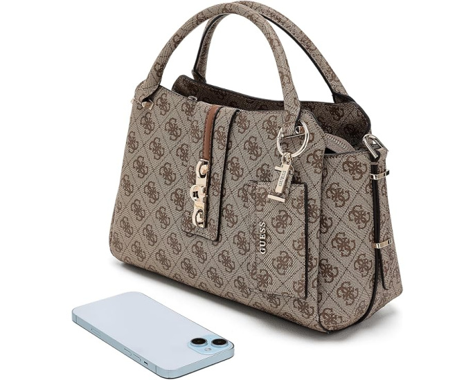 Сумка GUESS Yvonne Logo Girlfriend Satchel через плечо с клапаном