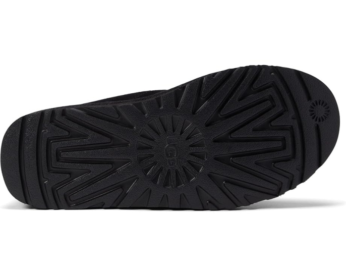 Ботинки Neumel от UGG с подкладкой из шерсти и подошвой Treadlite