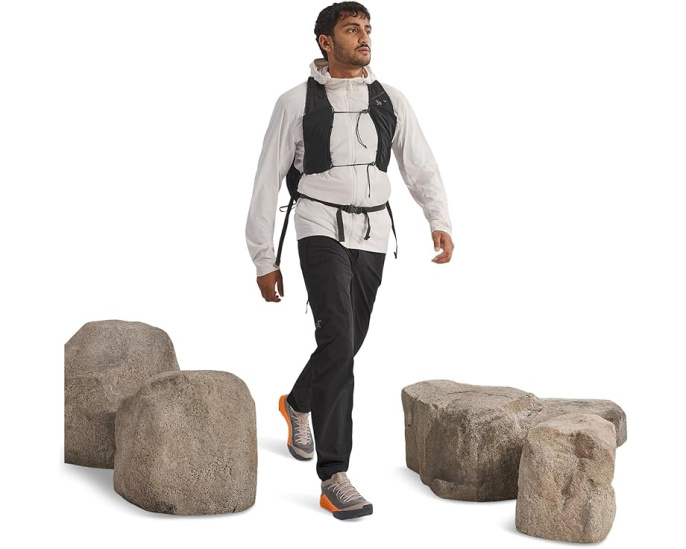 Сверхлегкая утепленная куртка Arc'teryx Atom SL с капюшоном