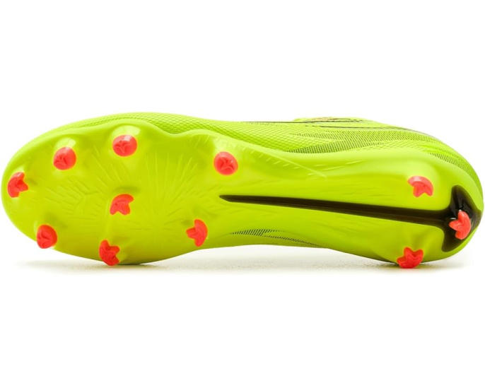 Бутсы PUMA Ultra 6 Play Firm AG с системой SPEEDSYSTEM для начинающих