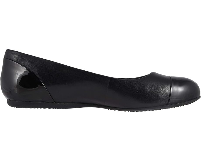 Туфли SoftWalk Sonoma Cap Toe с круглым носком