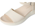 Сандалии Journee Collection Jaylee с пряжкой