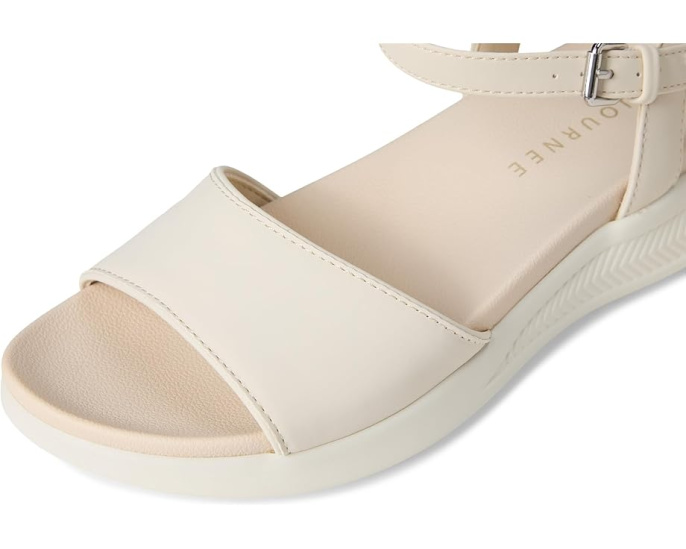 Сандалии Journee Collection Jaylee с пряжкой