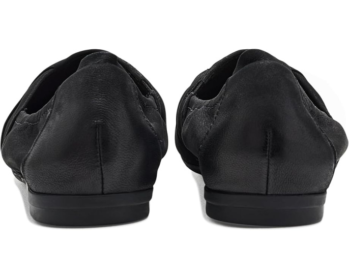Туфли Clarks Rena Way на плоском ходу из кожи
