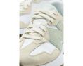 Кроссовки New Balance Classics 327 из замши и сетки с массивным логотипом