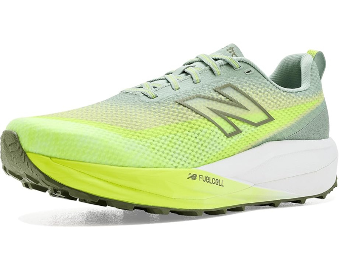 Кроссовки New Balance Fuelcell Supercomp Trail V2 с карбоном