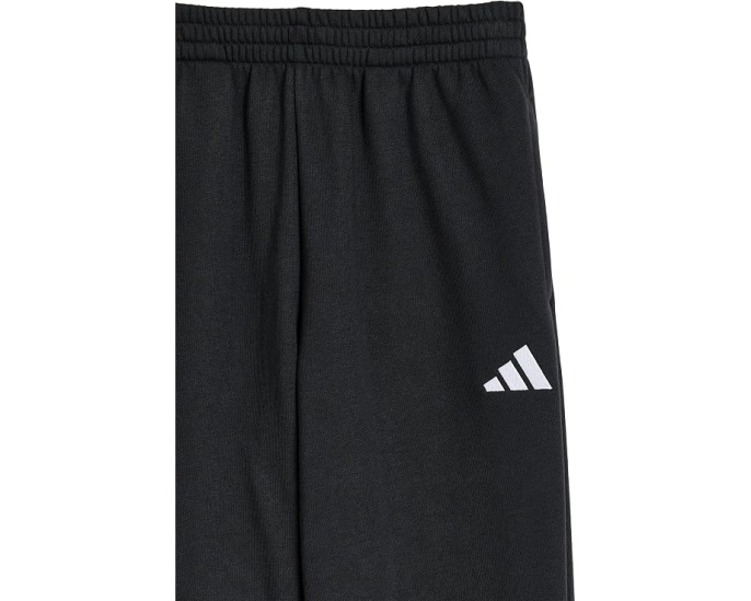 Свободные джоггеры Adidas с минималистичным логотипом