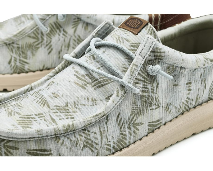 Слипоны Hey Dude Wally Washed Palm с принтом и круглым носком