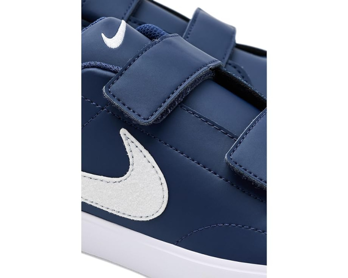 Кроссовки Nike Tennis Essential Suede с застежкой-липучкой