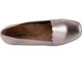 Лоферы Trotters Sage с квадратным носком и фигурным краем