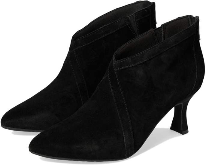 Туфли Clarks Kataleyna Sol на котячьем каблуке с острым носком