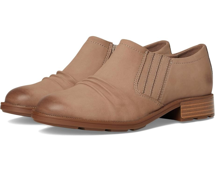Ботинки-челси Clarks Adalynn Ezra из нубука с боковой молнией