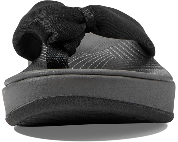 Сланцы Clarks Arla Glison с технологией Cloudsteppers и стелькой Cushion Plus