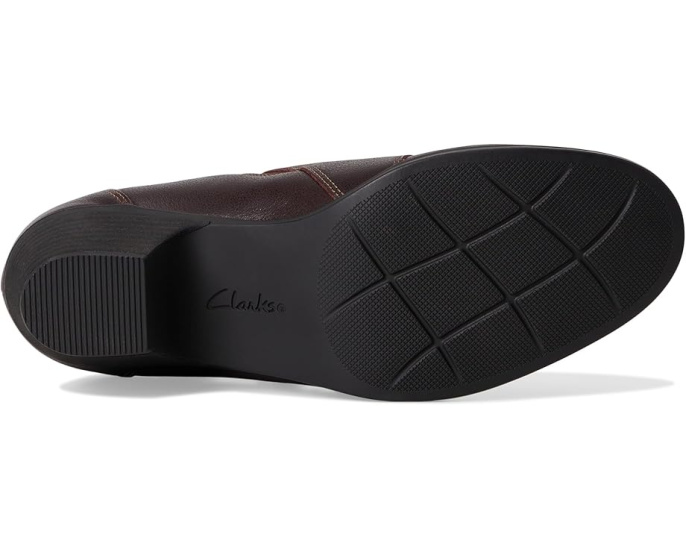 Туфли Clarks Emily 2 Braley с миндалевидным носком и молнией