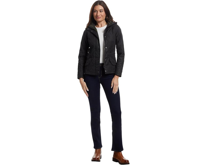 Стеганая куртка Millfire Quilt с отстегивающимся капюшоном от Barbour