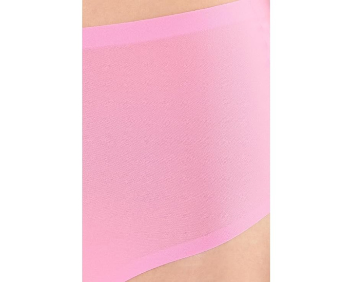 Стринги Chantelle Soft Stretch с высокой посадкой и бесшовным дизайном