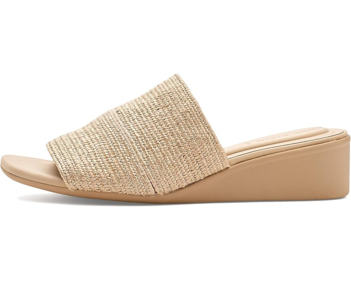 Босоножки на платформе Wishful от Anne Klein с синтетическим верхом