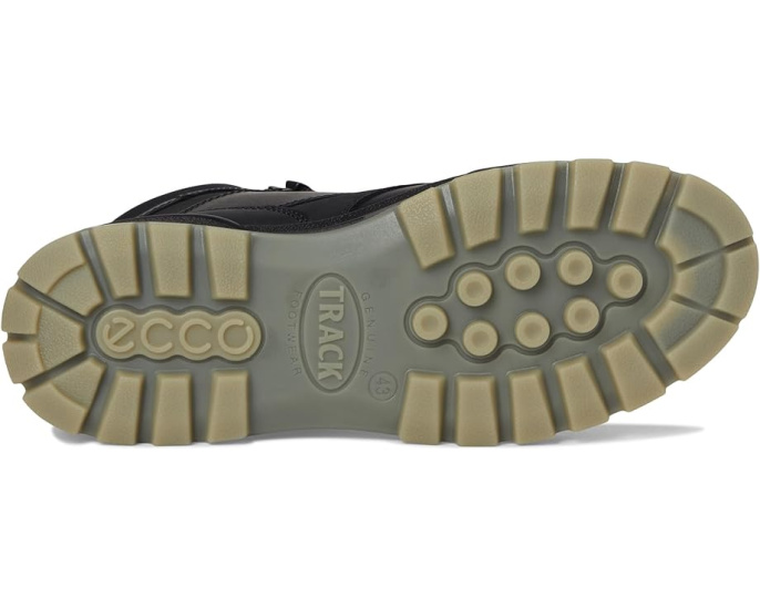 ECCO Sport Track 25 с мембраной GORE-TEX и подошвой из ПУ и ТПУ
