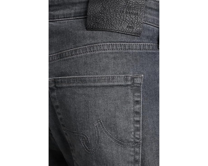 Graduate Tailored Leg Jeans in 7 Years Black Nile