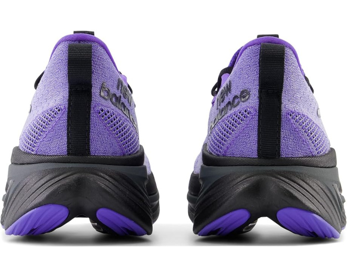 Беговые кроссовки New Balance FuelCell Supercomp Elite v3 с карбоновой пластиной