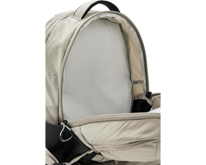 Рюкзак The North Face Recon с усиленной спинкой