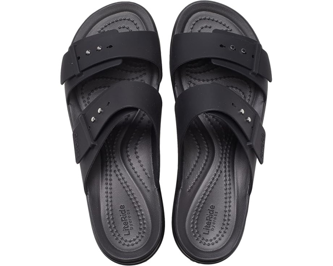 Сандалии Crocs Brooklyn Buckle Low Wedge с платформой и пеной LiteRide