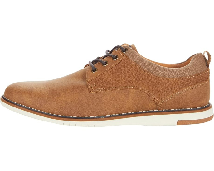 Кроссовки Steve Madden Landen с металлическими люверсами и стелькой для комфорта