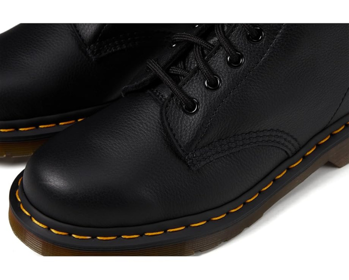 1490 10-Eye Boot