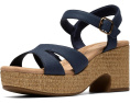 Сандалии Nerisa Twist Clarks на удобном каблуке с ремешками и стелькой Ultimate Comfort